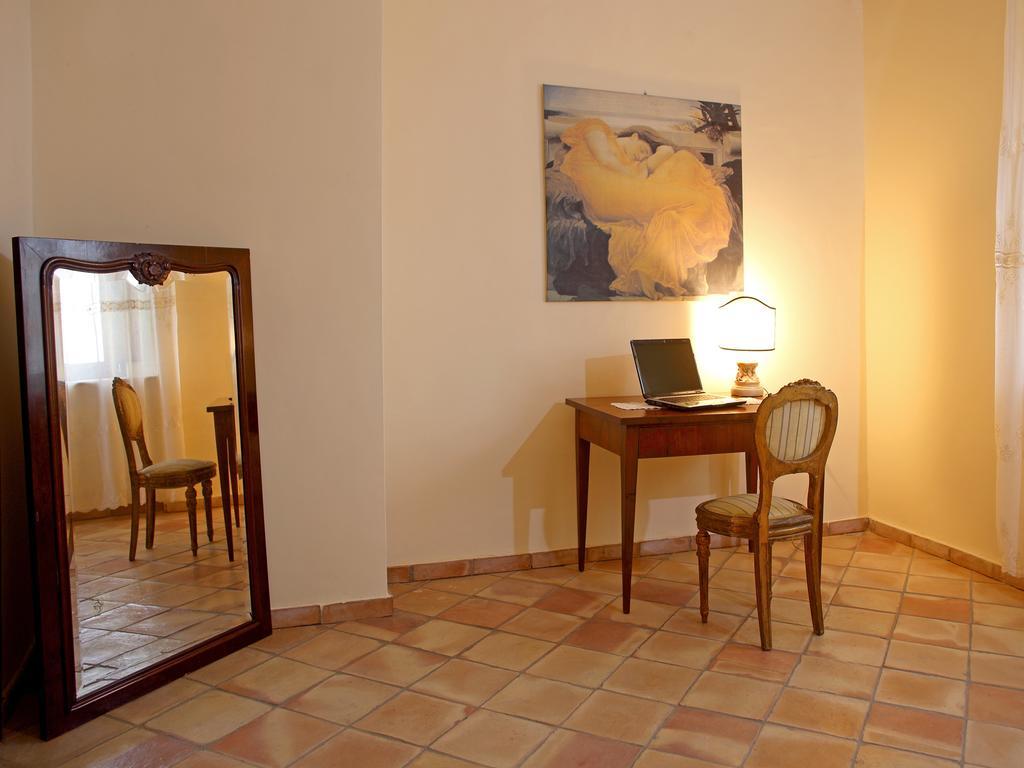 Palazzo Madeo - Residenza D'Epoca Bed and Breakfast Crosia Buitenkant foto