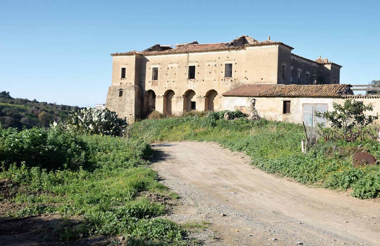 Palazzo Madeo - Residenza D'Epoca Bed and Breakfast Crosia Buitenkant foto
